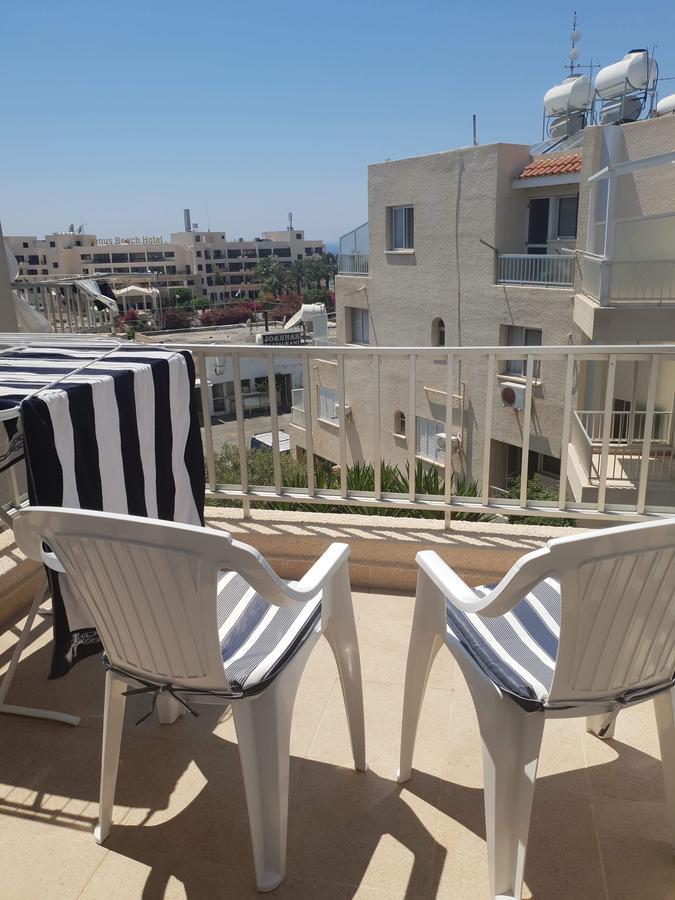 Modern Apartment In Pafos Near The Sea Exterior photo